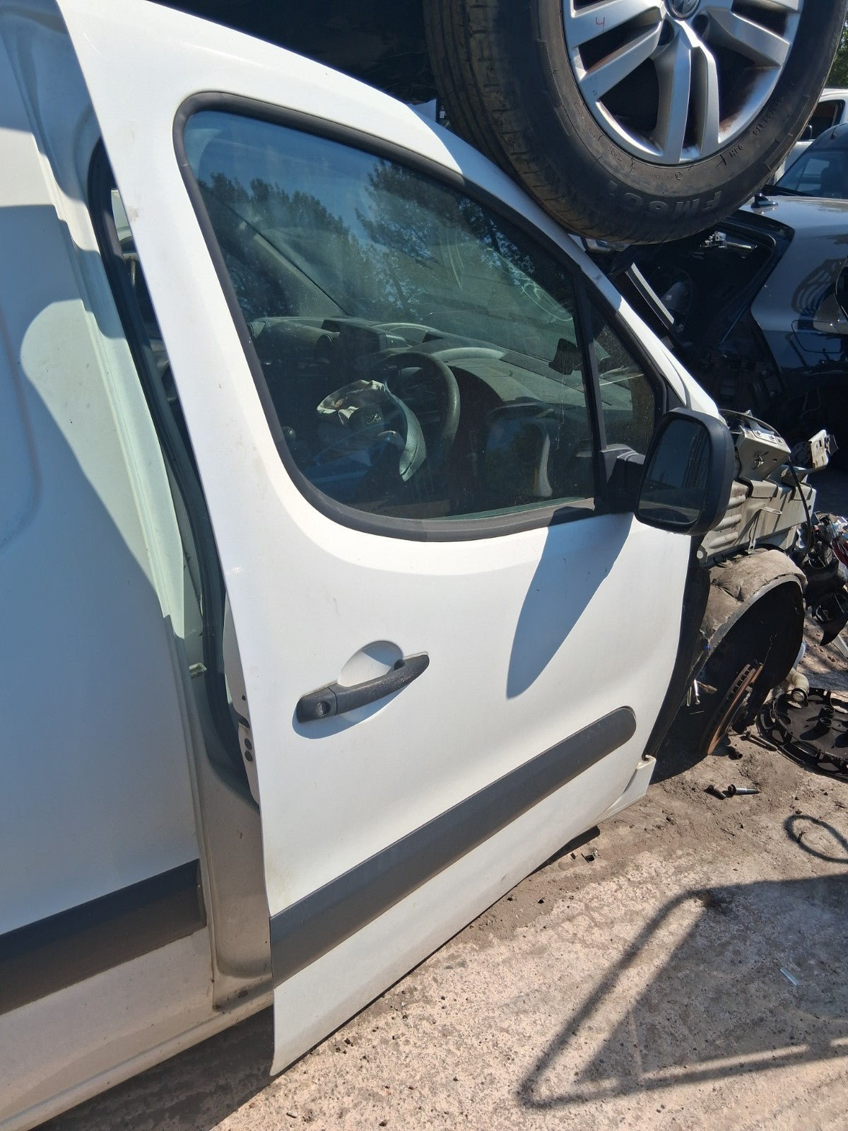 2015 PEUGEOT PARTNER MK2 OSF DRIVER SIDE FRONT RIGHT BARE DOOR WHITE