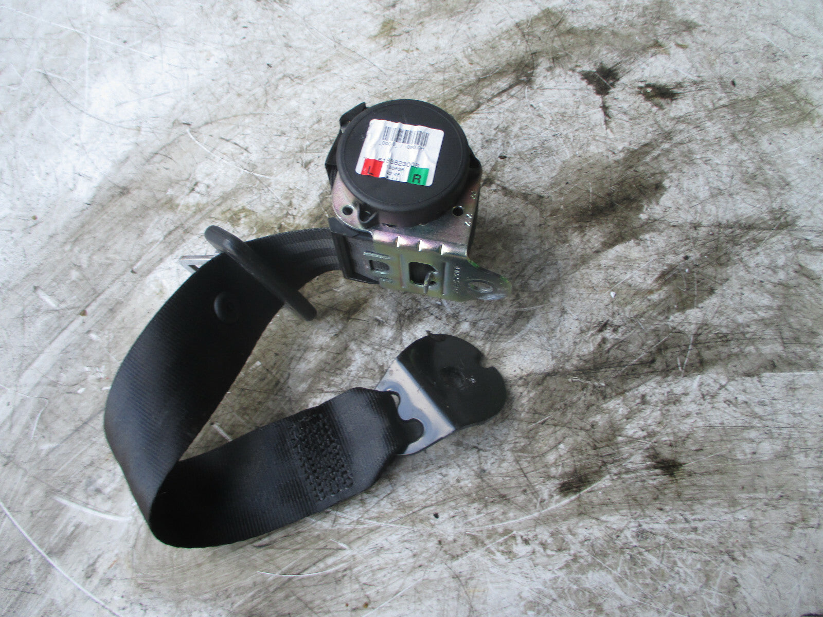 RANGE ROVER EVOQUE 2016 OSR DRIVER SIDE REAR SEAT BELT ASSEMBLY 618582300B
