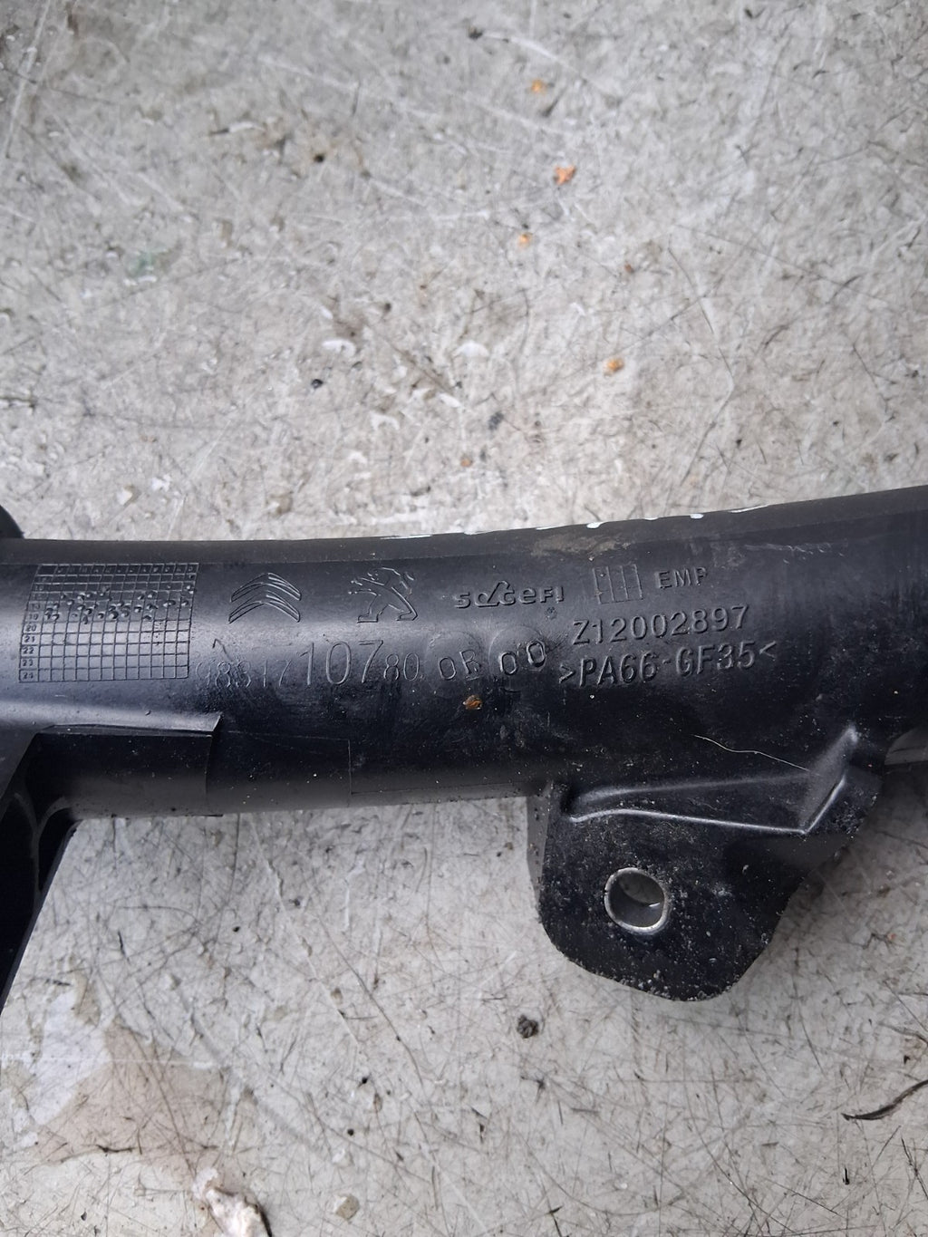 2019 CITROEN C4 CACTUS AIR INTAKE PIPE HOSE 9831710780