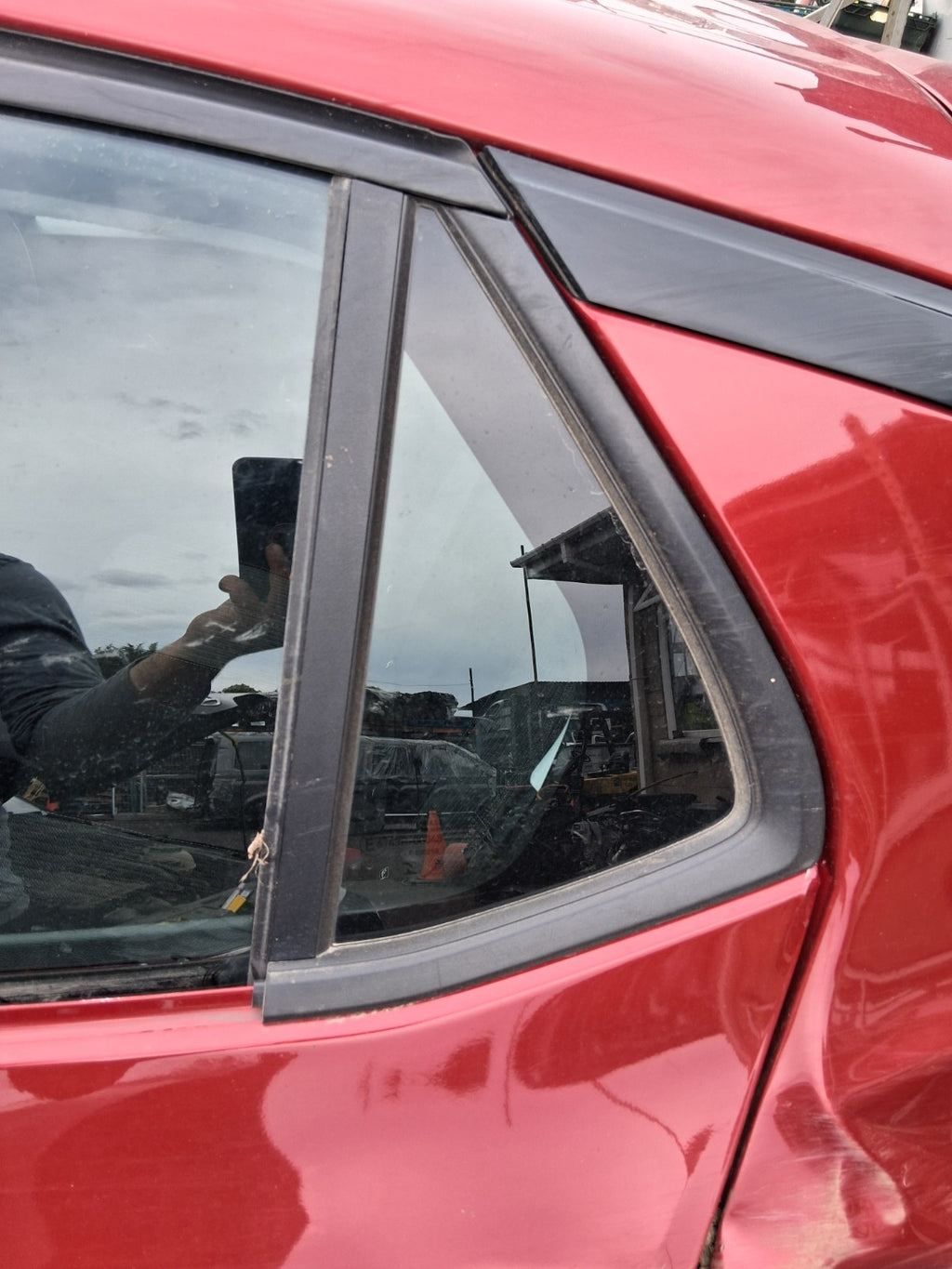 2020 VAUXHALL CORSA F HATCH NSR PASSENGER SIDE REAR QUARTER WINDOW GLASS