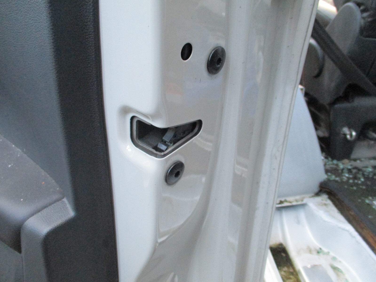 2023 VW VOLKSWAGEN T CROSS OSF DRIVER SIDE FRONT DOOR LOCK MECHANISM