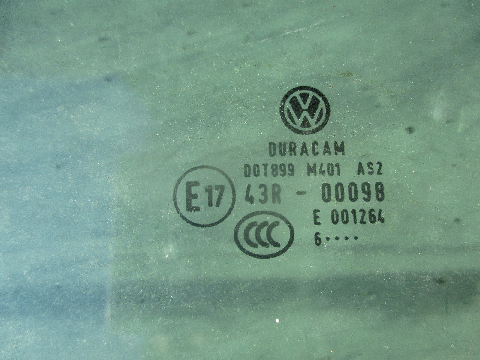 VW TIGUAN 2016 NSF PASSENGER SIDE FRONT WINDOW GLASS