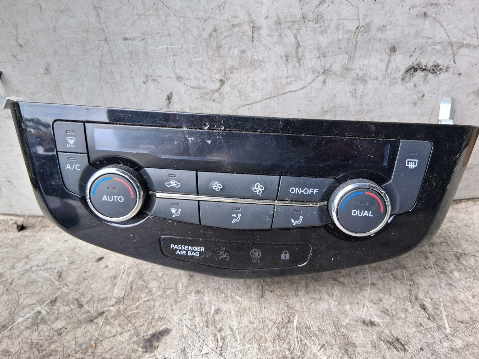 2020 NISSAN QASHQAI J11 MK2 AC HEATER CLIMATE CONTROL SWITCH PANEL 27500HV00A