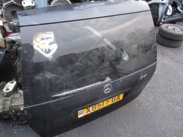 MERCEDES BENZ ML 2000 W163 REAR COMPLETE TAILGATE BOOTLID BLACK 040