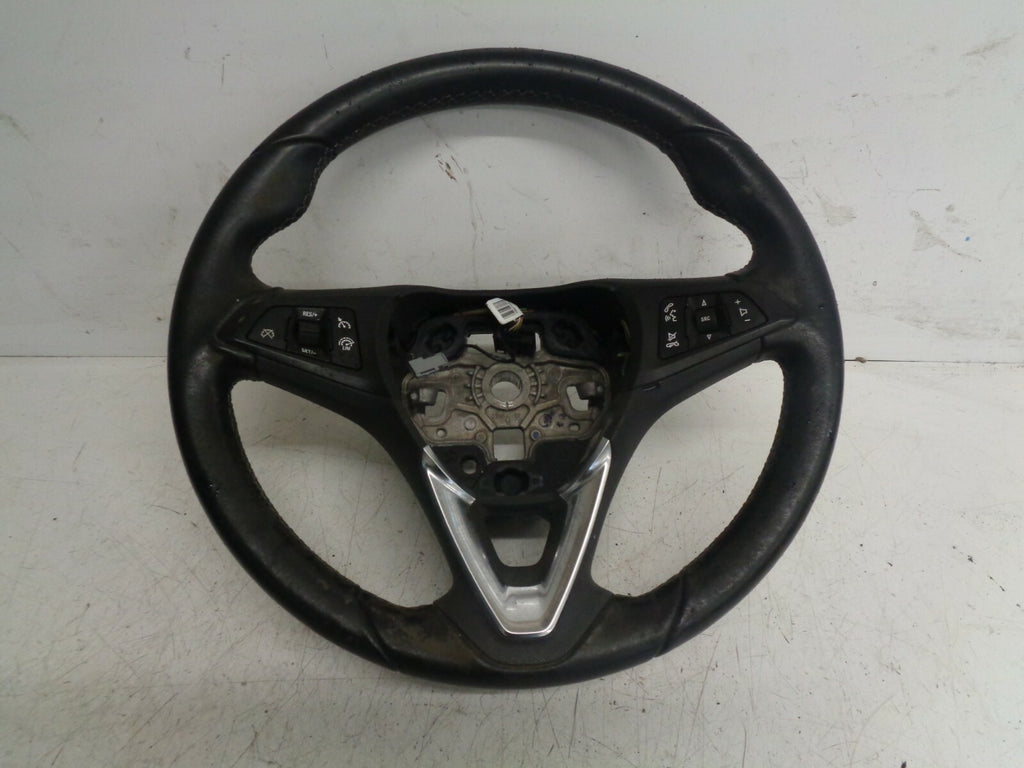 VAUXHALL CORSA E 2016 1.4 PETROL 3 SPOKE MULTI FUNCTION STEERING WHEEL 39035990