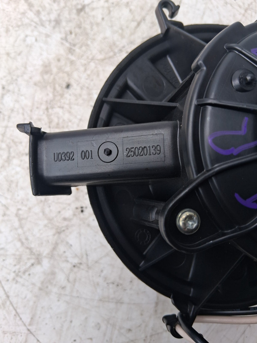 VAUXHALL ASTRA J 2013 HEATER MOTOR BLOWER FAN 25020139