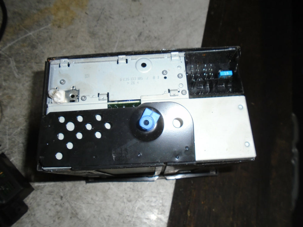VAUXHALL ASTRA H ZAFIRA B 2007 RADIO CD PLAYER STEREO HEAD UNIT 13233925