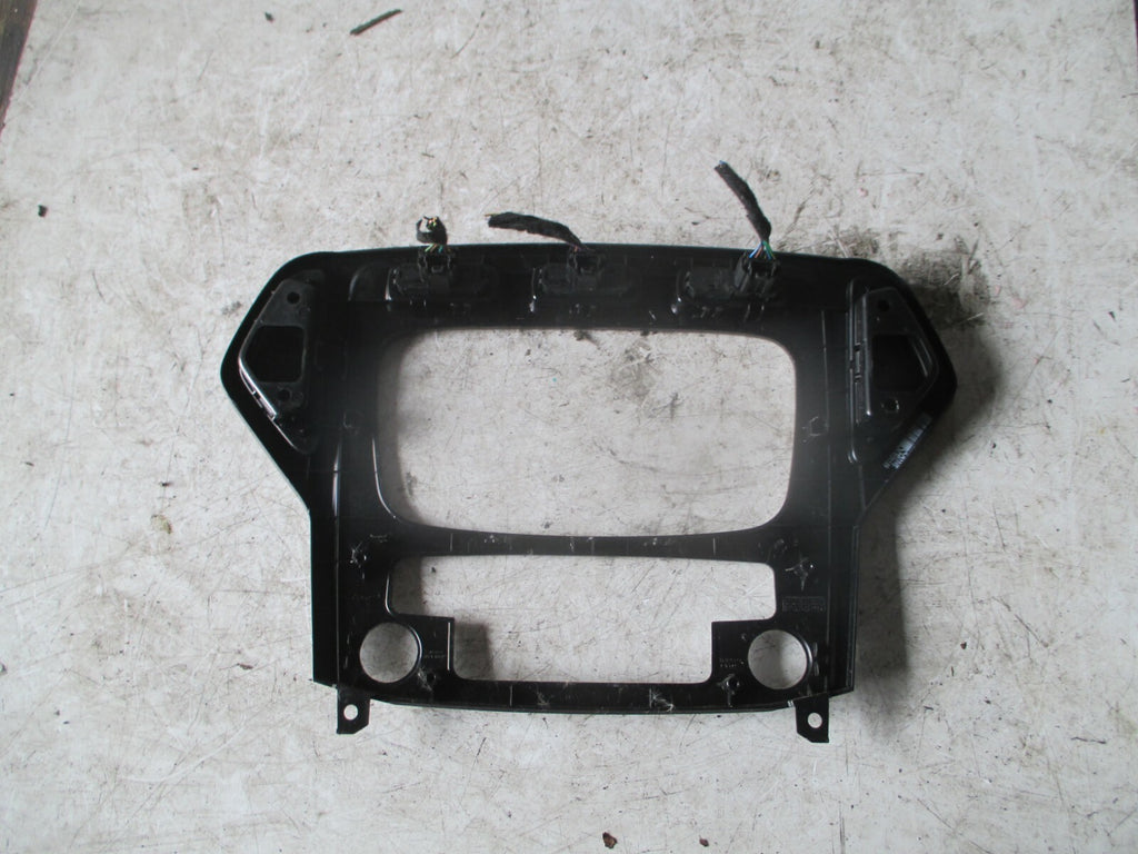 FORD MONDEO 2010 MK3 CENTRE DASH RADIO HEATER SURROUND TRIM 7S7118522
