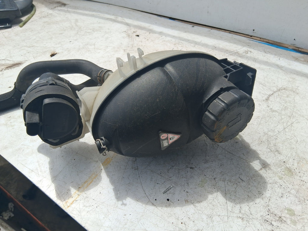 MERCEDES BENZ C CLASS W204 2015 COOLANT WATER EXPANSION TANK