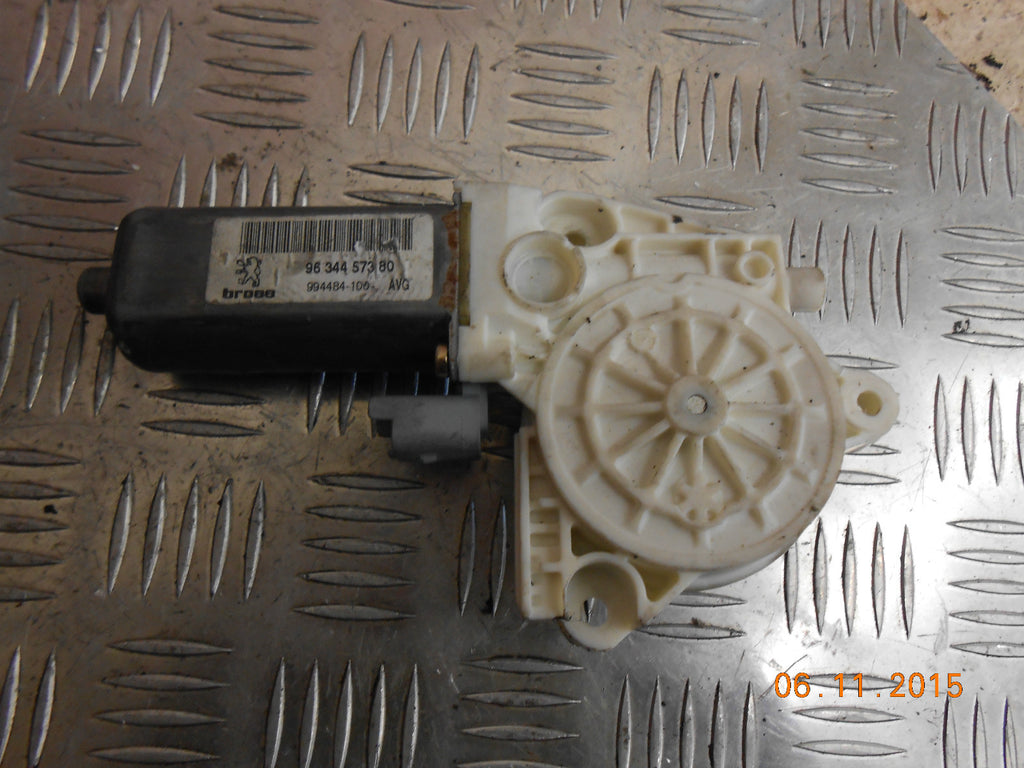 PEUGEOT 307 2003 5 DOOR NSF PASSENGER FRONT ELECTRIC WINDOW MOTOR 9634457380