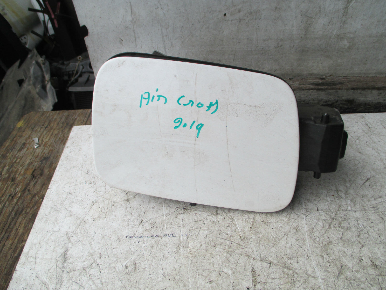 CITROEN C5 AIRCROSS 2019 1.5 DIESEL FUEL FILLER CAP FLAP WHITE