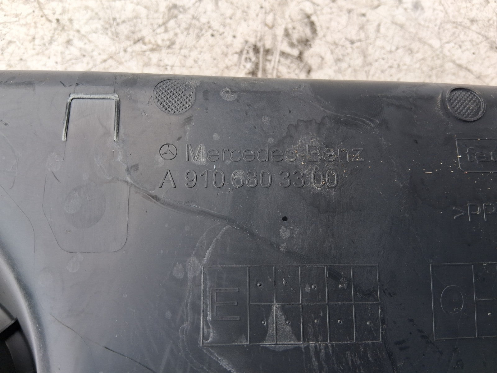 2021 MERCEDES SPRINTER W907 NSF PASSENGER SIDE DASH STORAGE TRIM A9106803300