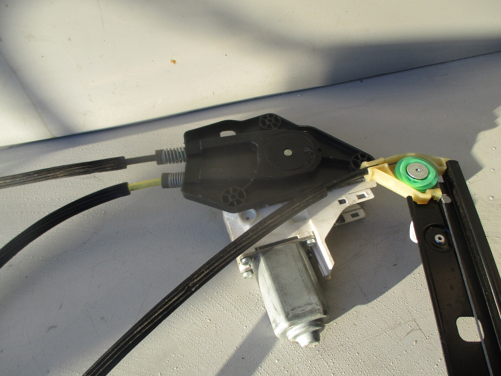 AUDI A1 8X 2015 OSF DRIVER SIDE FRONT WINDOW REGULATOR & MOTOR 8K0959802C