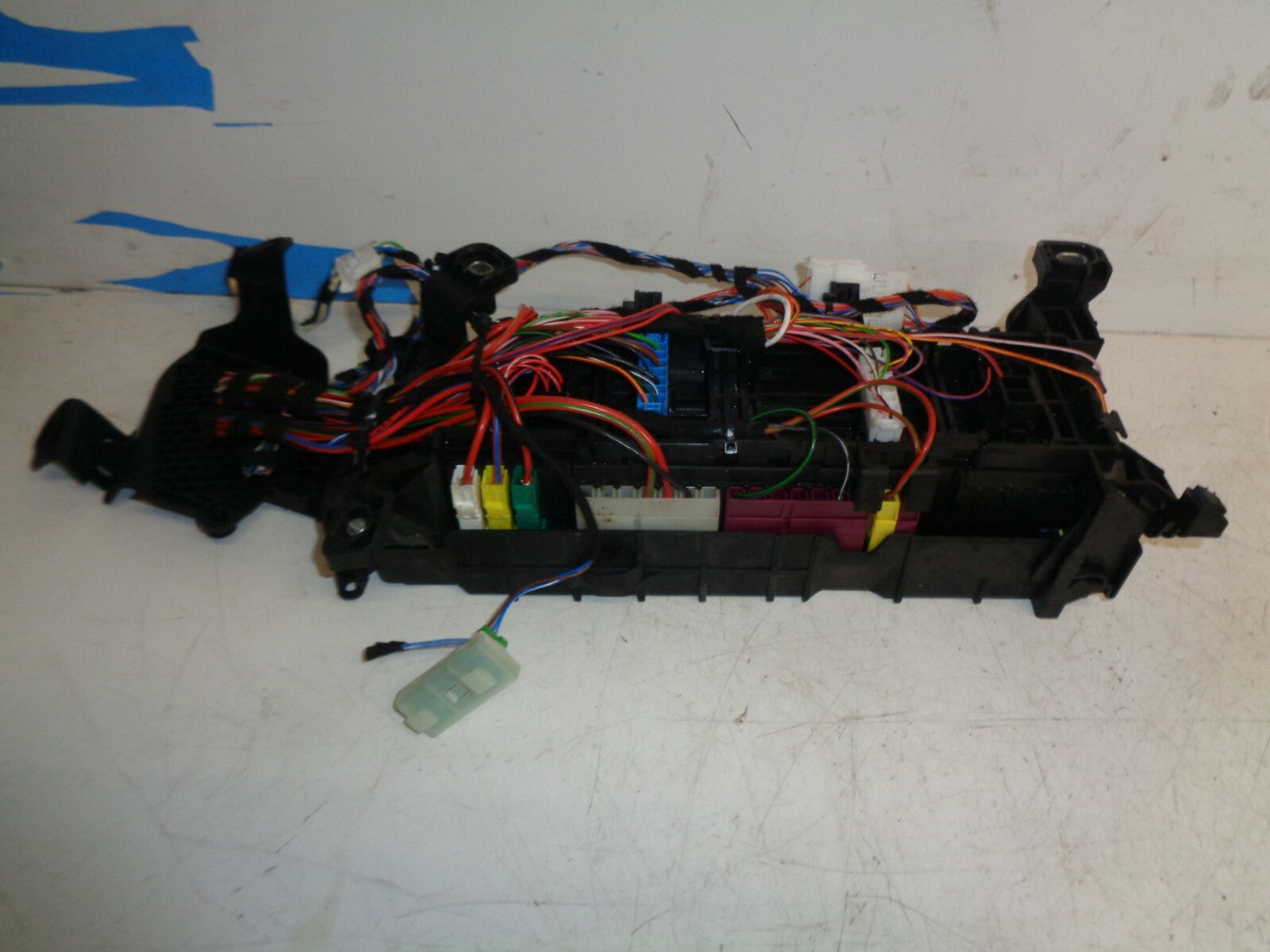 MERCEDES BENZ A CLASS A170 W168 2017 FUSE AND RELAY BOX A2465400140