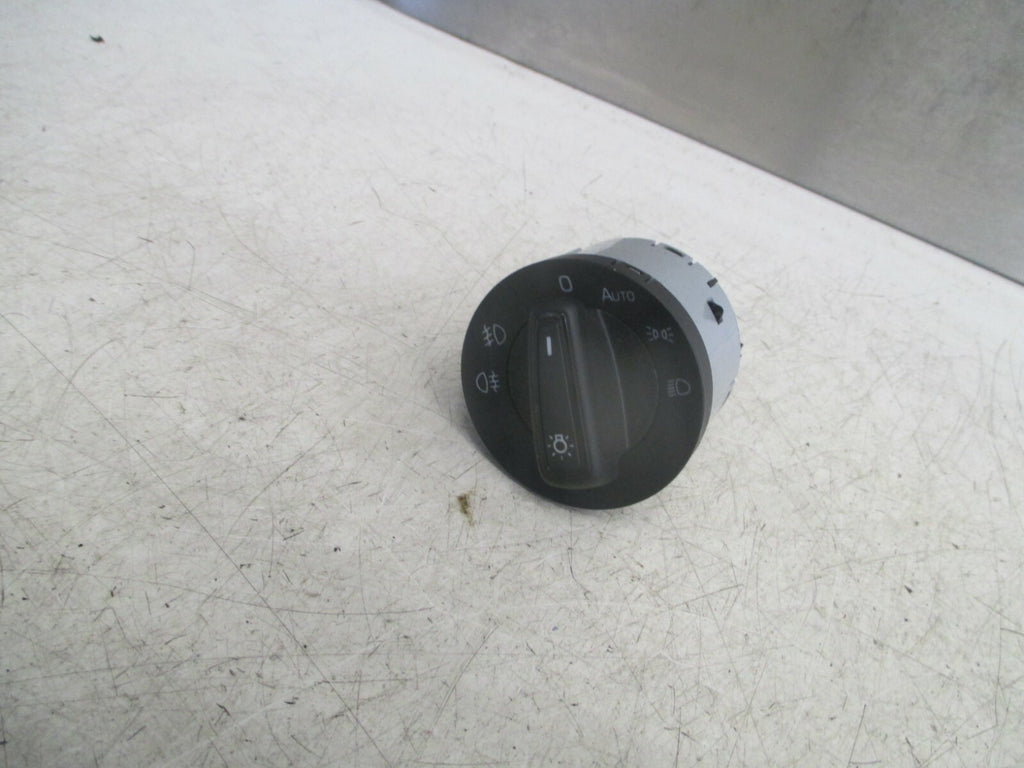 SKODA FABIA  2019 NJ MK3 HEADLIGHT CONTROL SWITCH 5E0941431D