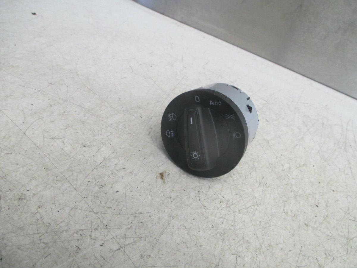 SKODA FABIA  2019 NJ MK3 HEADLIGHT CONTROL SWITCH 5E0941431D