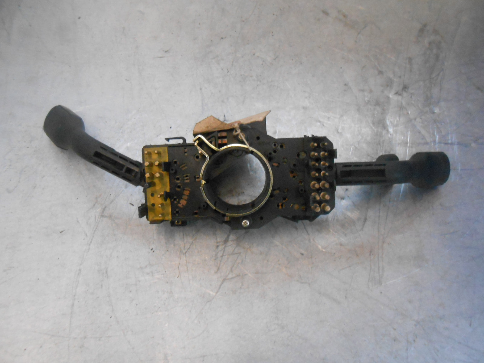 AUDI A6 C4 4A (MK1) 1997 WINDSCREEN WIPER INDICATOR HEADLIGHT STALKS 8D0952503