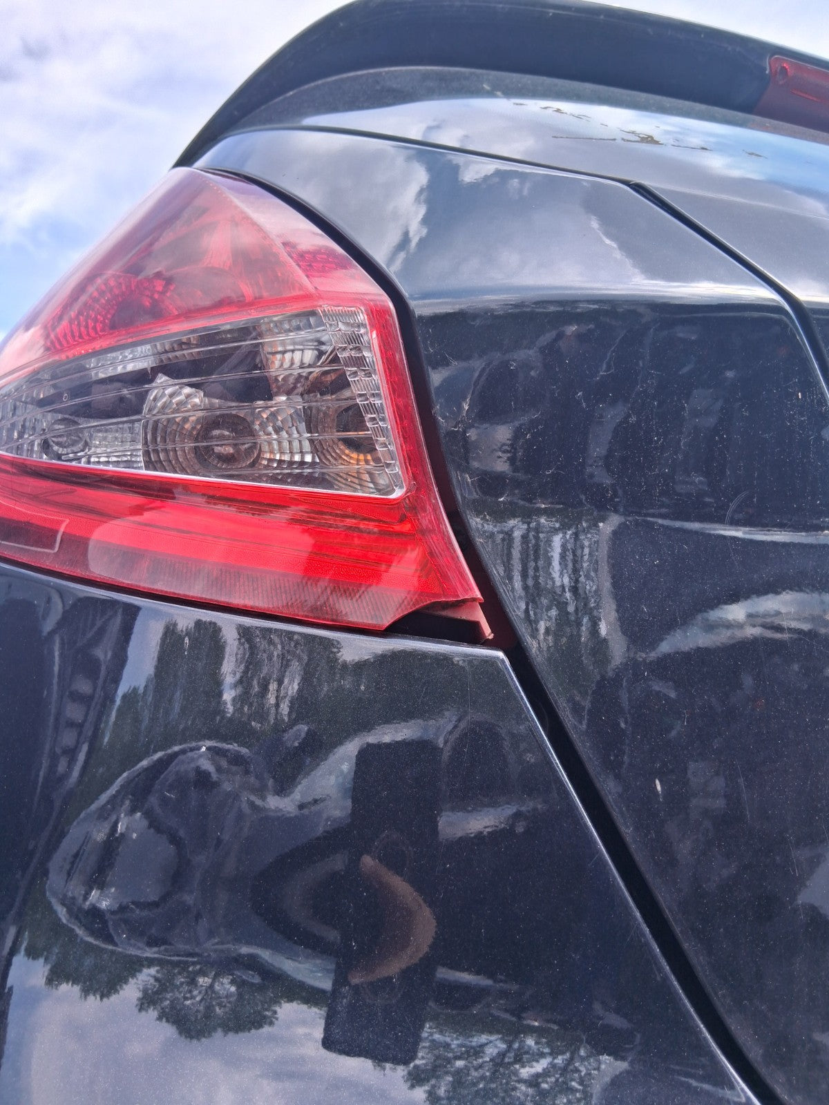 2012 FORD FIESTA ZETEC MK7 5 DOOR NSR PASSENGER SIDE REAR LEFT TAIL LIGHT