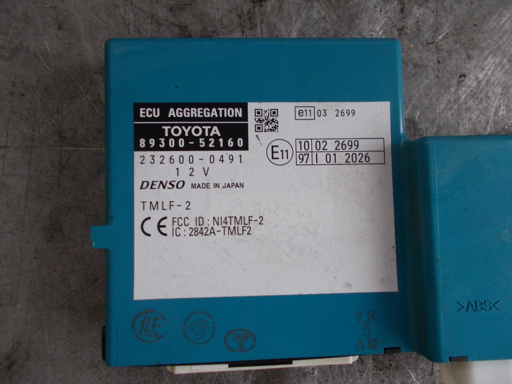 TOYOTA URBAN CRUISER ENGINE CONTROL UNIT/ ECU AGGREGATION 8930052160