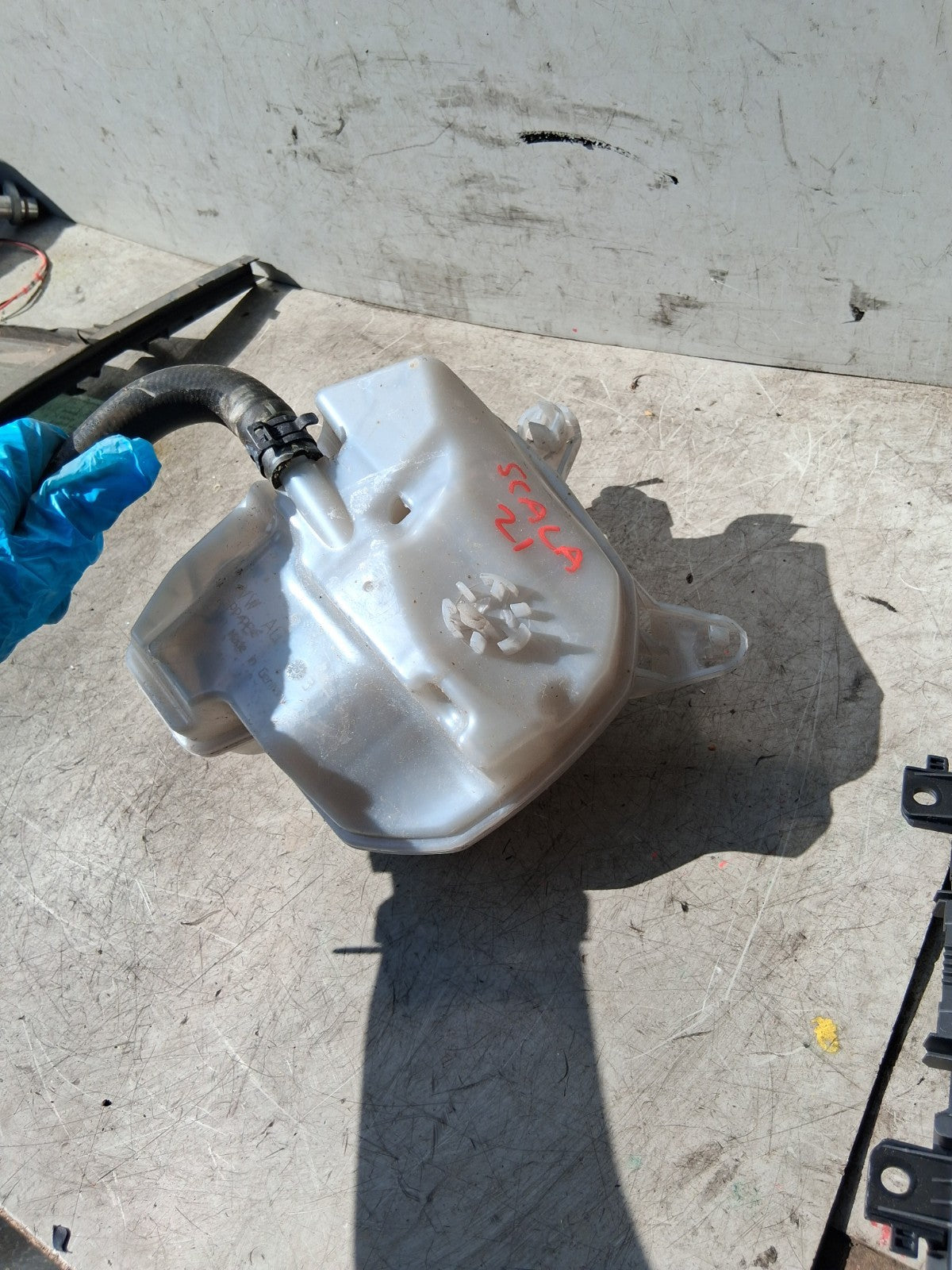 2021 SKODA SCALA COOLANT WATER EXPANSION TANK RESERVOIR 2Q0121407D