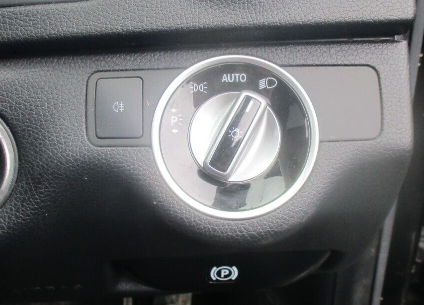 2012 MERCEDES C-CLASS COUPE FACE LIFT W204 HEADLIGHT FOG LIGHT CONTROL SWITCH