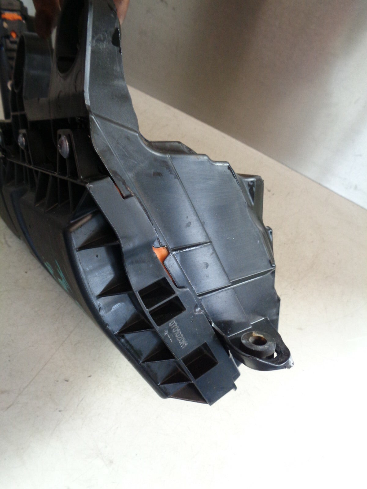 CITROEN C5 AIRCROSS 2019 1.5 HDI AIR FILTER BOX HOUSING 9828002080