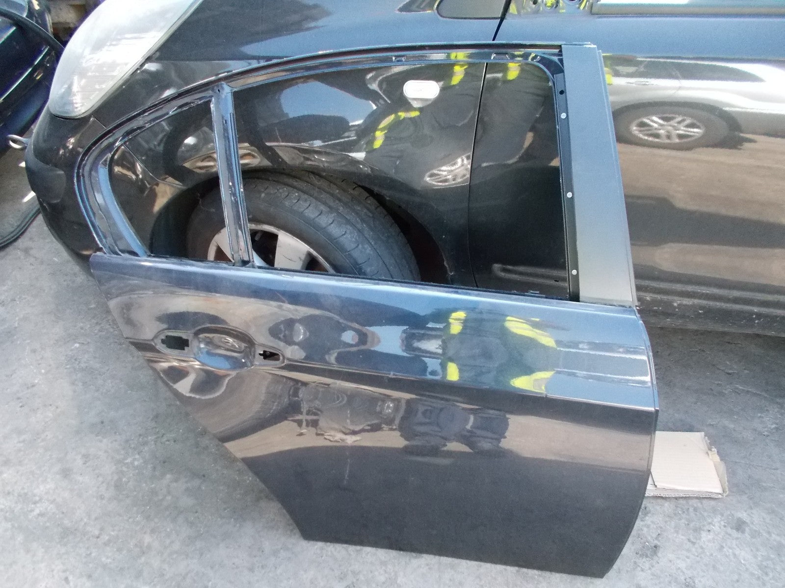 2007 BMW 320D SE OSR BARE DRIVERS SIDE REAR DOOR BLUE MONACOBLAU