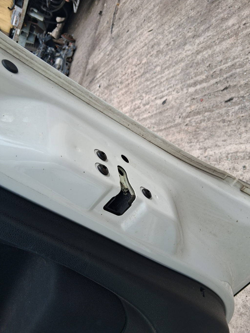 2019 FIAT 500L URBAN HATCH OSF DRIVER SIDE FRONT DOOR LOCK MECHANISM