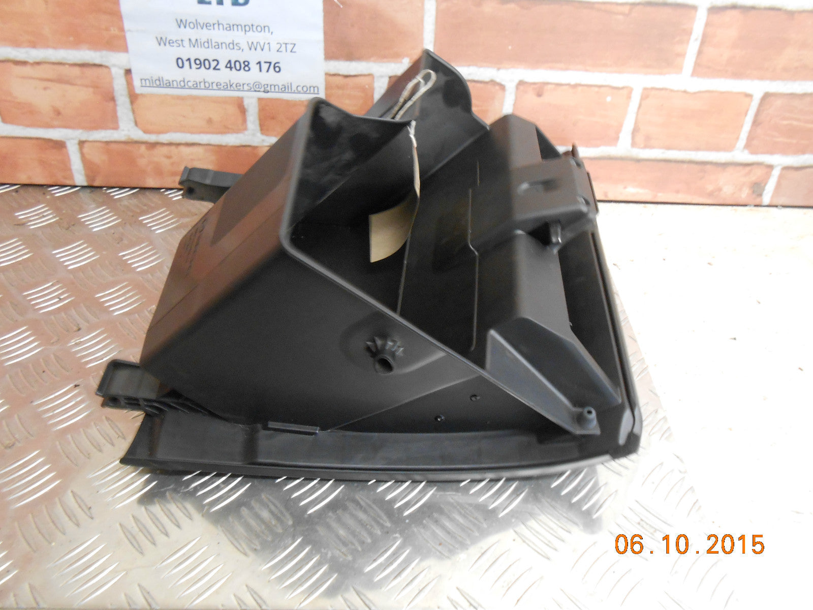 MAZDA 2 2009 DASH DASHBOARD STORAGE BLACK GLOVEBOX GLOVE BOX D65164161