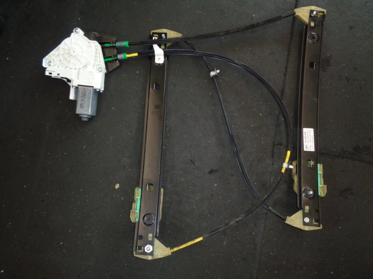 AUDI A1 SPORTBACK 8X 2015 DRIVER SIDE FRONT WINDOW REGULATOR AND MOTOR 8X4837462