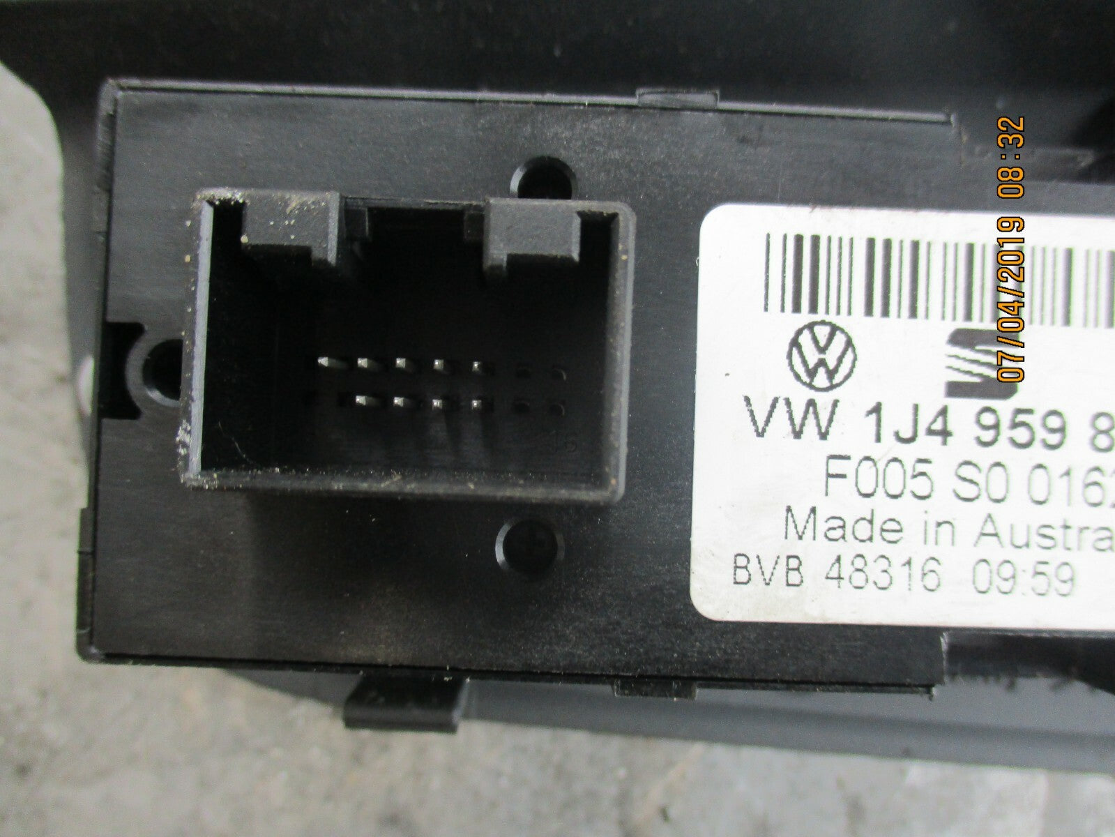 VW VOLKSWAGEN BORA 2002 OSF DRIVER FRONT WINDOW SWITCHES 1J4959857D