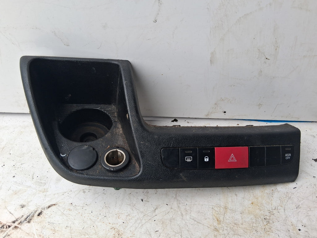 2016 PEUGEOT BOXER MK3 FRONT HAZARD SWITCH TRIM PANEL 7355861650