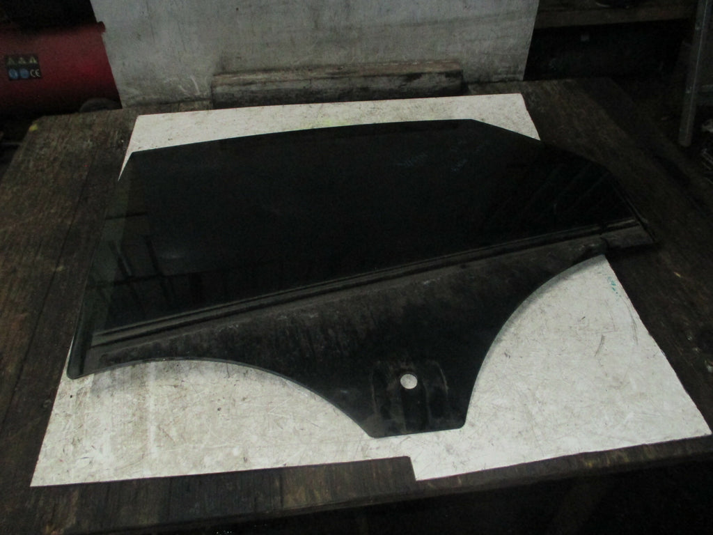 FORD MONDEO MK4 2013 NSR PASSENGER SIDE REAR DOOR WINDOW GLASS