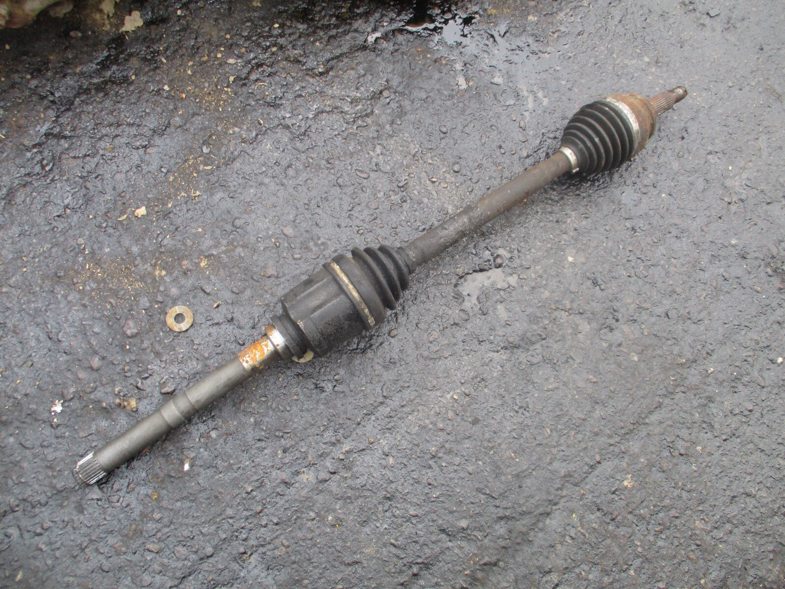 2012 VAUXHALL VIVARO MK1 OSF 2.0 DIESEL MANUAL DRIVER SIDE FRONT DRIVESHAFT