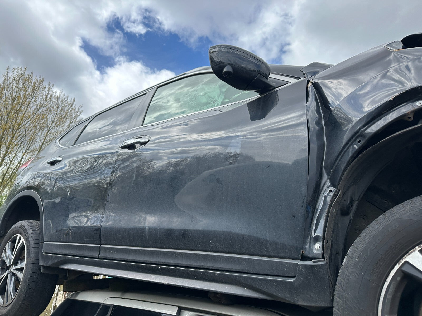 2018 NISSAN X TRAIL T32 OSF DRIVER SIDE FRONT DOOR BARE BLACK