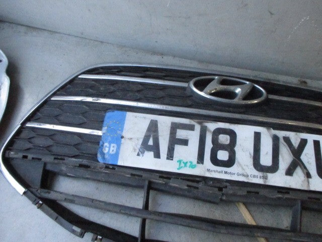 HYUNDAI IX20 2018 FRONT BUMPER RADIATOR GRILL DAMAGED