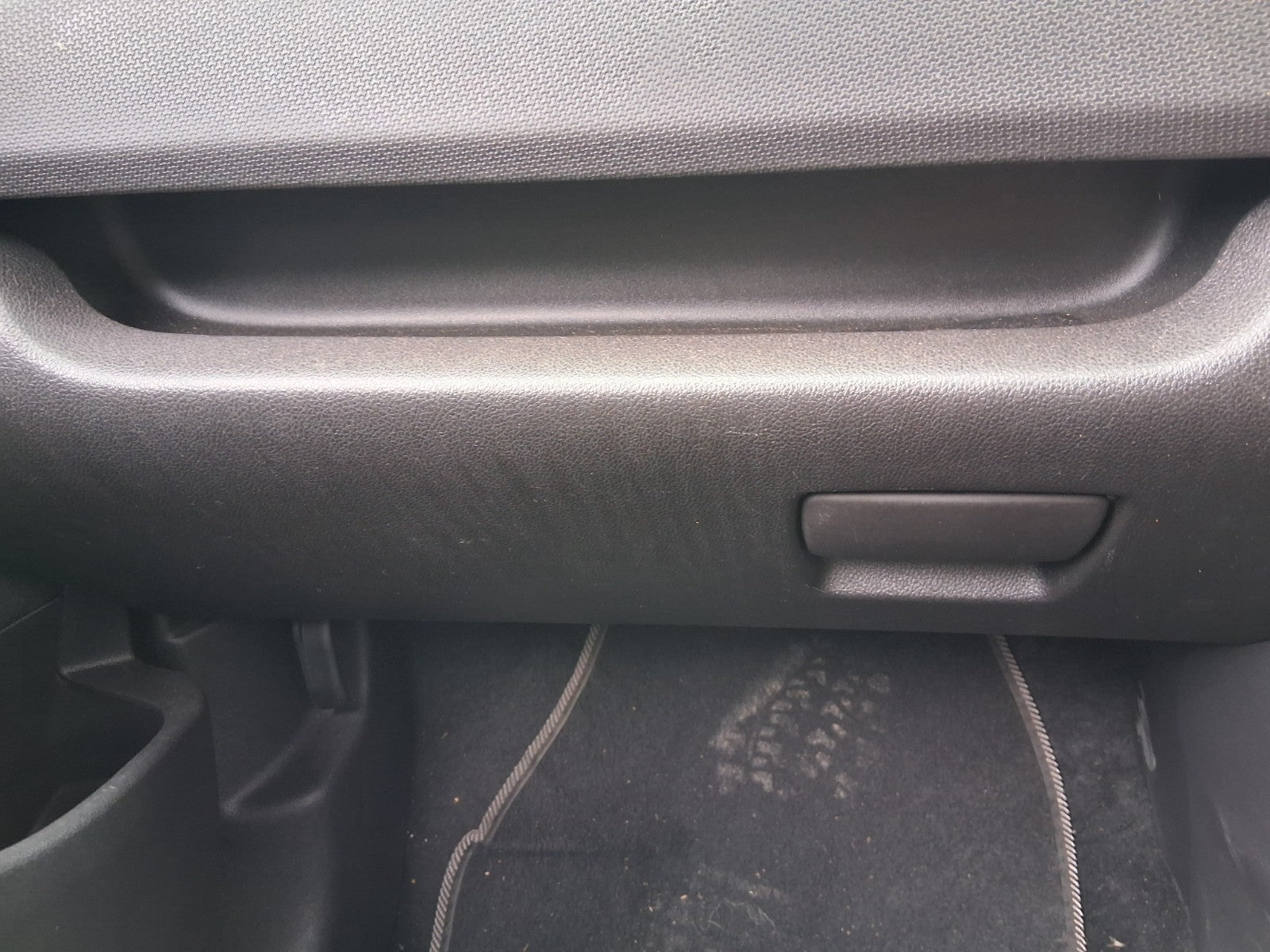 2017 VAUXHALL MERIVA B MK2 DASHBOARD GLOVE BOX STORAGE COMPARTMENT