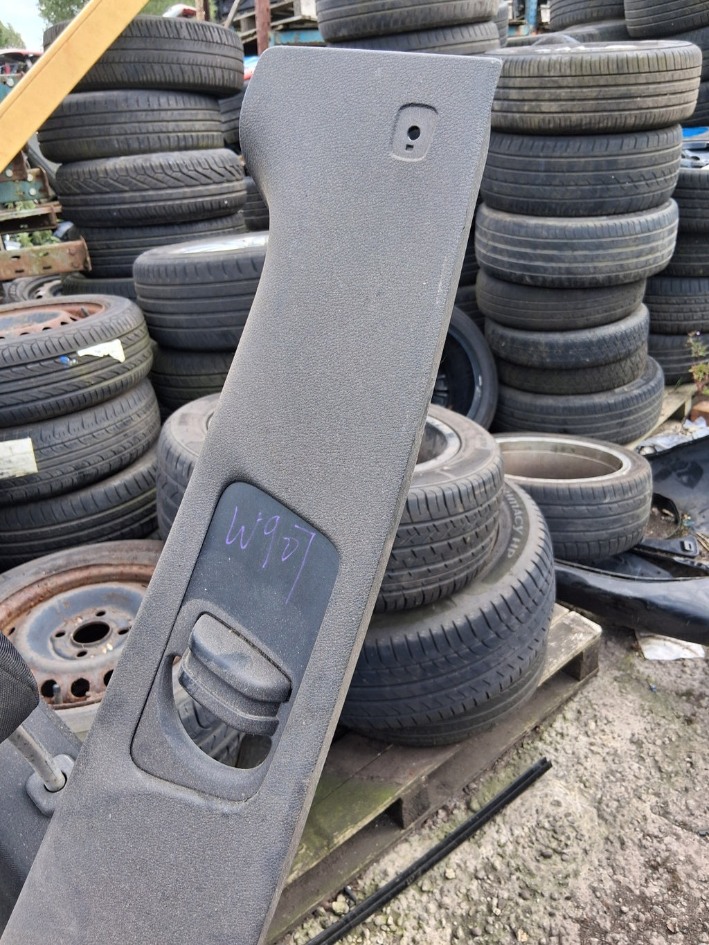 2020 MERCEDES SPRINTER W907 OSF DRIVER RIGHT B PILLAR TRIM PANEL A9106901900