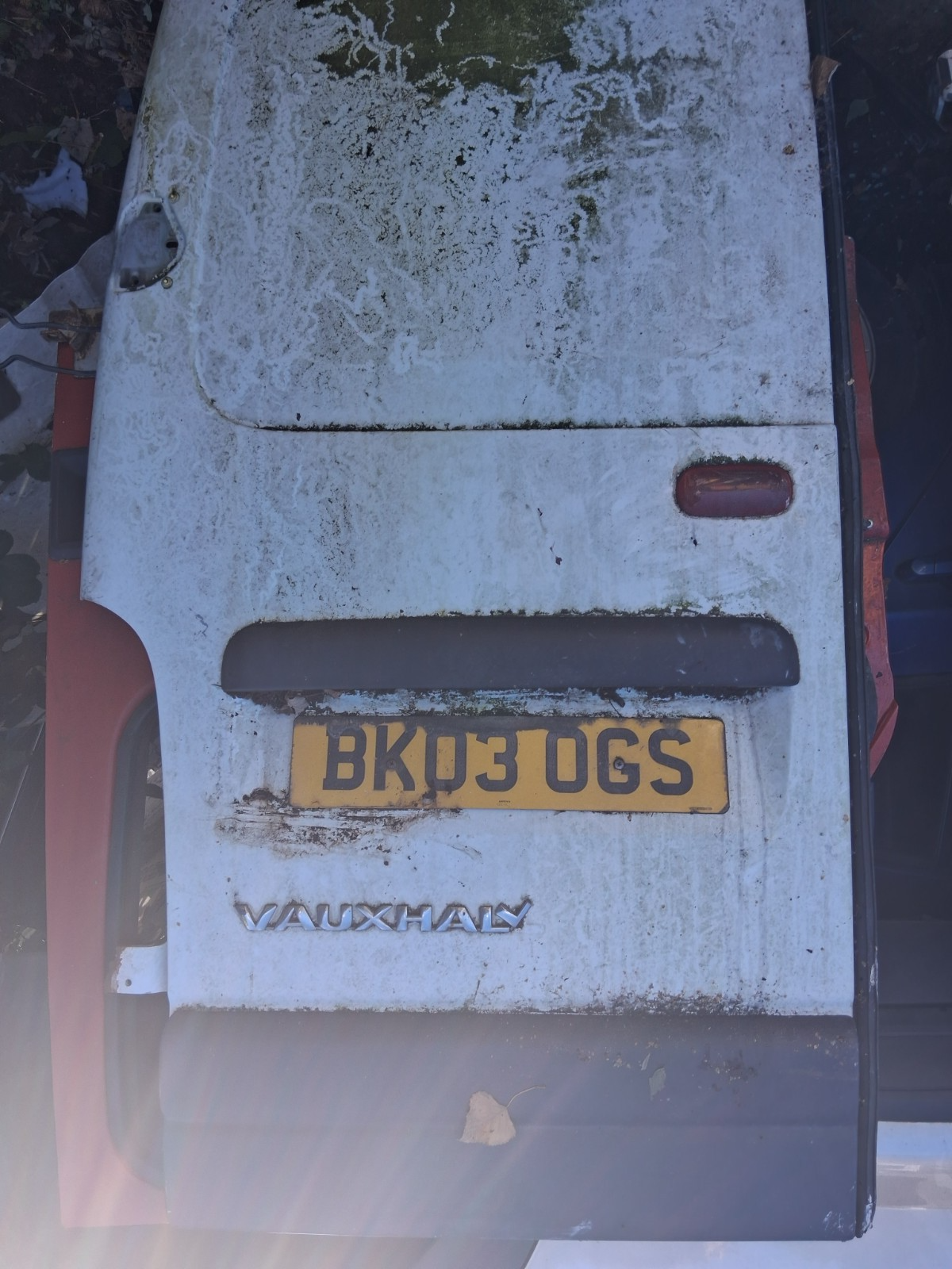 VAUXHALL MOVANO A (MK1) PRE FACELIFT NSR PASSENGER SIDE REAR DOOR WHITE