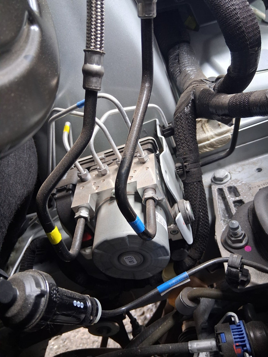 2024 RENAULT TRAFIC X82 2.0 DIESEL DCI ABS PUMP & MODULATOR 476603637R