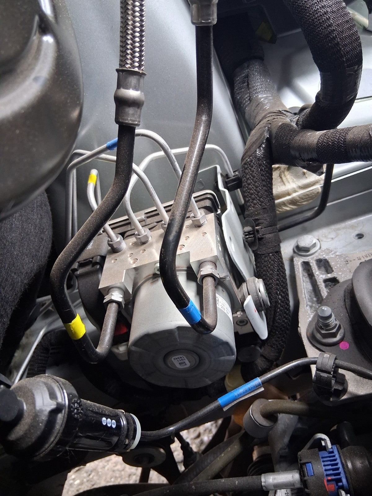 2024 RENAULT TRAFIC X82 2.0 DIESEL DCI ABS PUMP & MODULATOR 476603637R