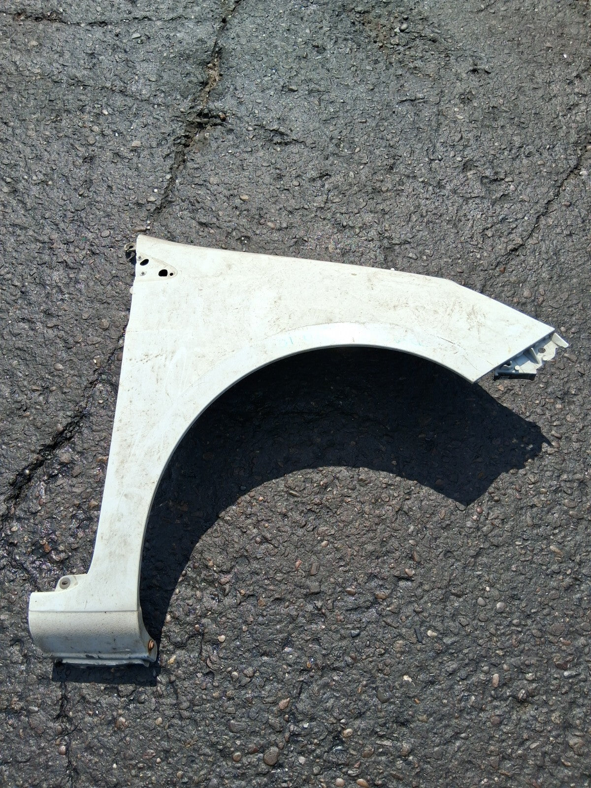 RENAULT CLIO MK3 2010 OS DRIVER SIDE WING PANEL WHITE