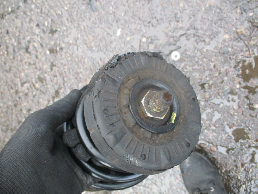 VAUXHALL ASTRA J 2013 2.0 CDTI OS DRIVER SIDE SUSPENSION LEG SPRING HUBS