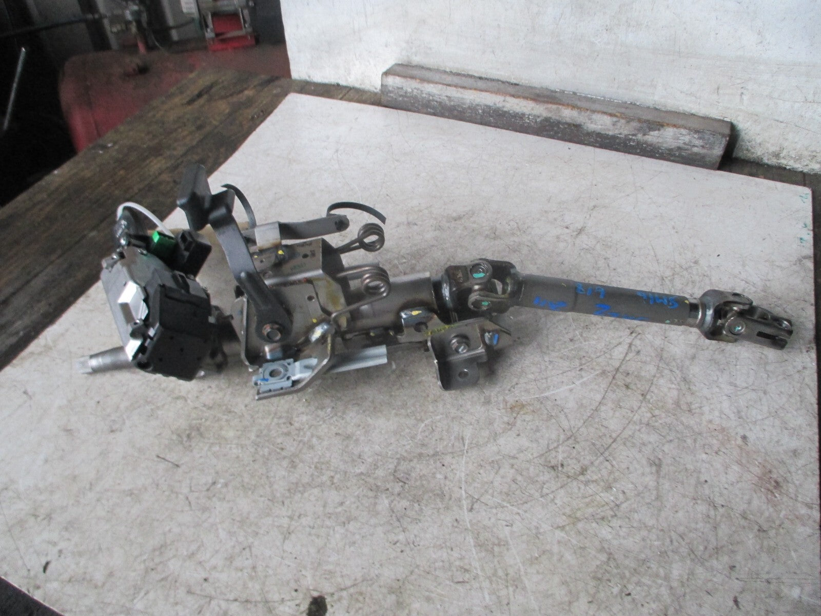 HONDA JAZZ 2011 MK2 ADJUSTABLE STEERING COLUMN