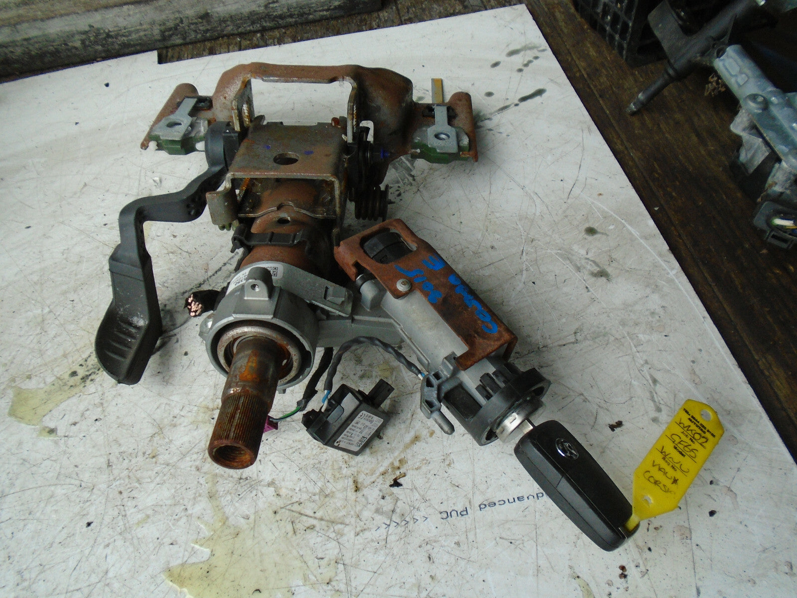 VAUXHALL CORSA E 2016 ADJUSTABLE BARE STEERING COLUMN SHAFT BARREL 13496392