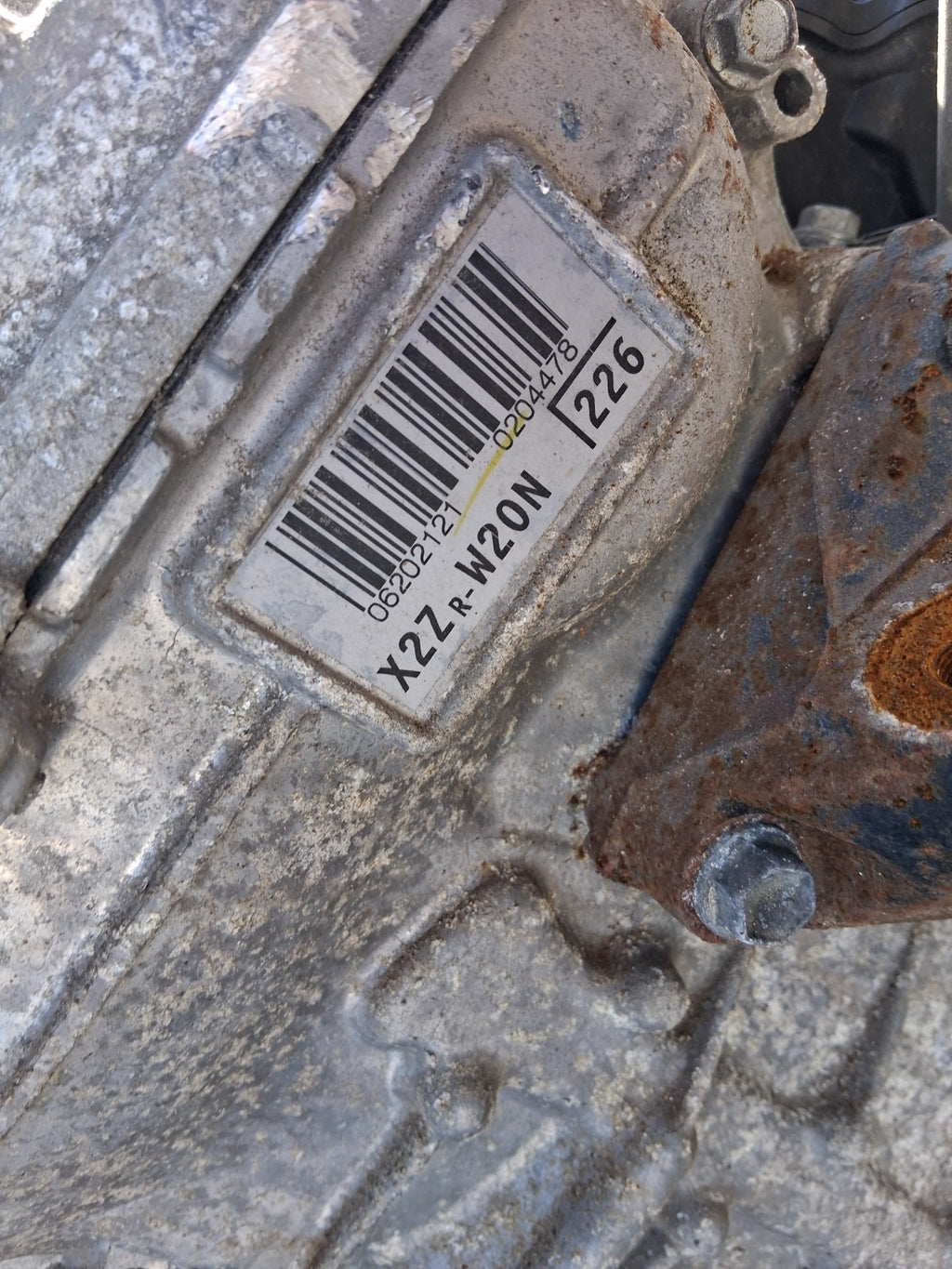 2014 TOYOTA PRIUS MK3 1.8 PETROL HYBRID BARE ENGINE WITH PUMPS 2ZR-FXE