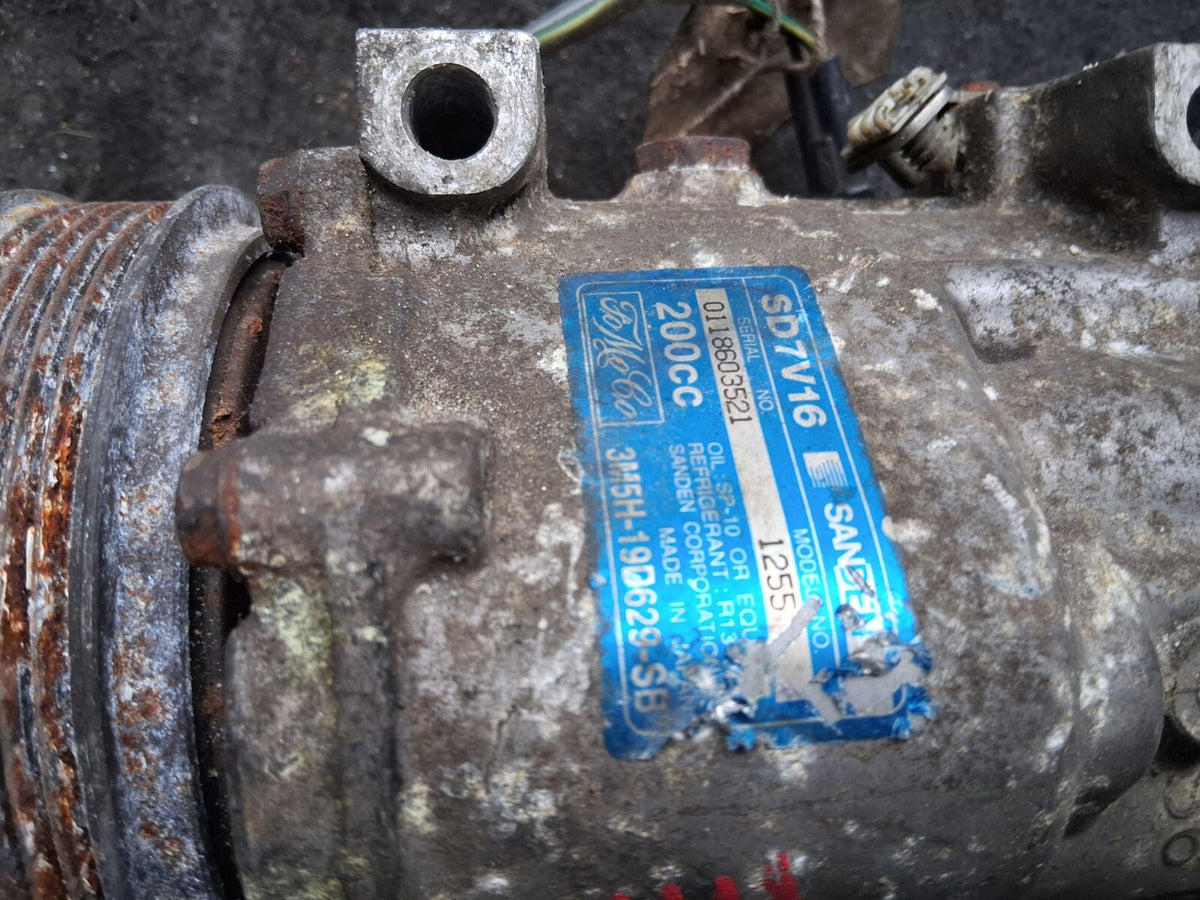 VOLVO V50 S40 C30 1.6 DIESEL AIR CON AC COMPRESSOR PUMP 3M5H19D629SB