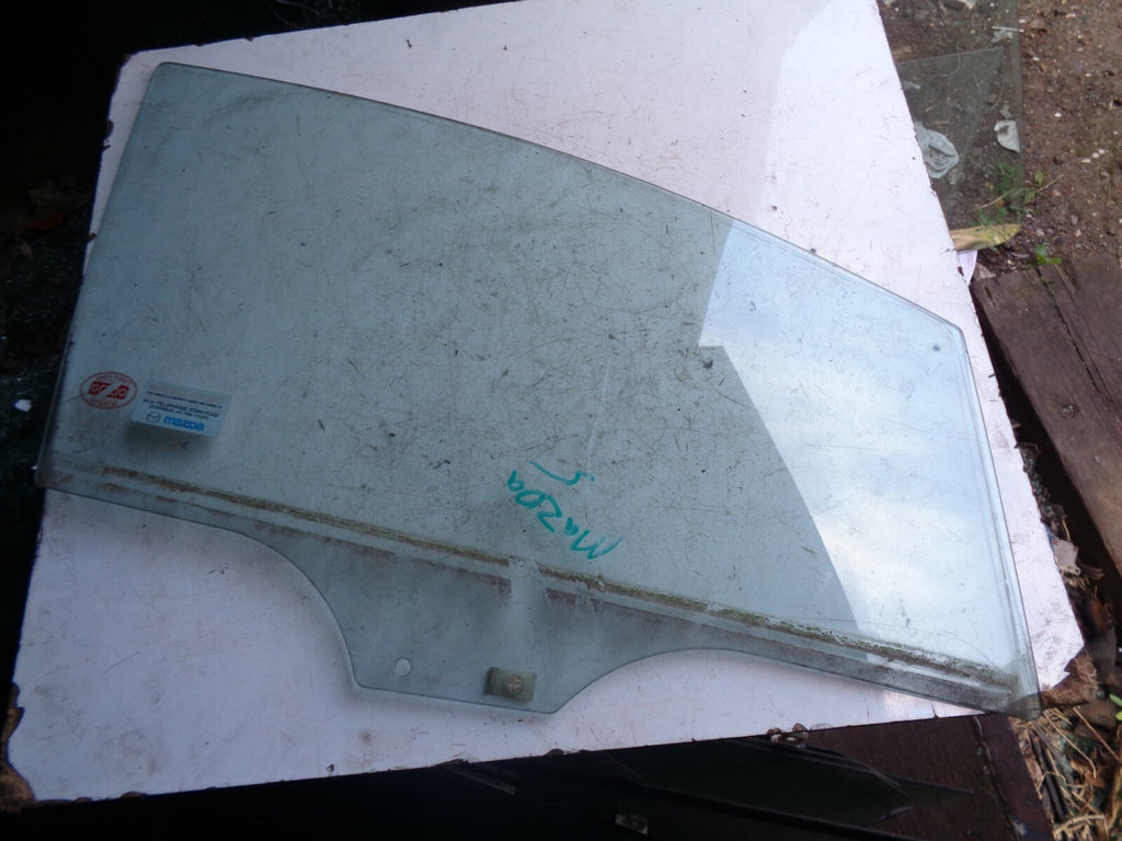 MAZDA 5 OS DRIVER SIDE FRONT DOOR WINDOW GLASS