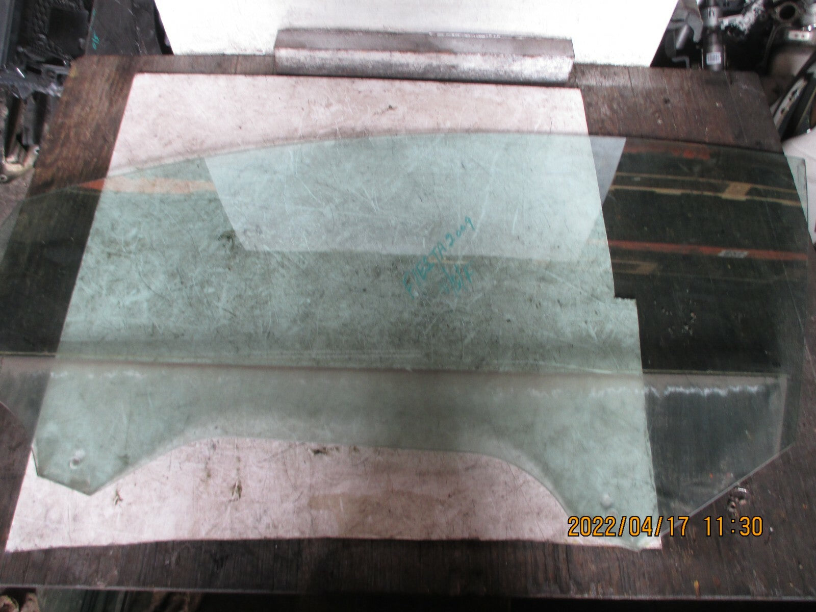 FORD FIESTA 2009 MK6 NSF FRONT PASSENGER SIDE WINDOW GLASS