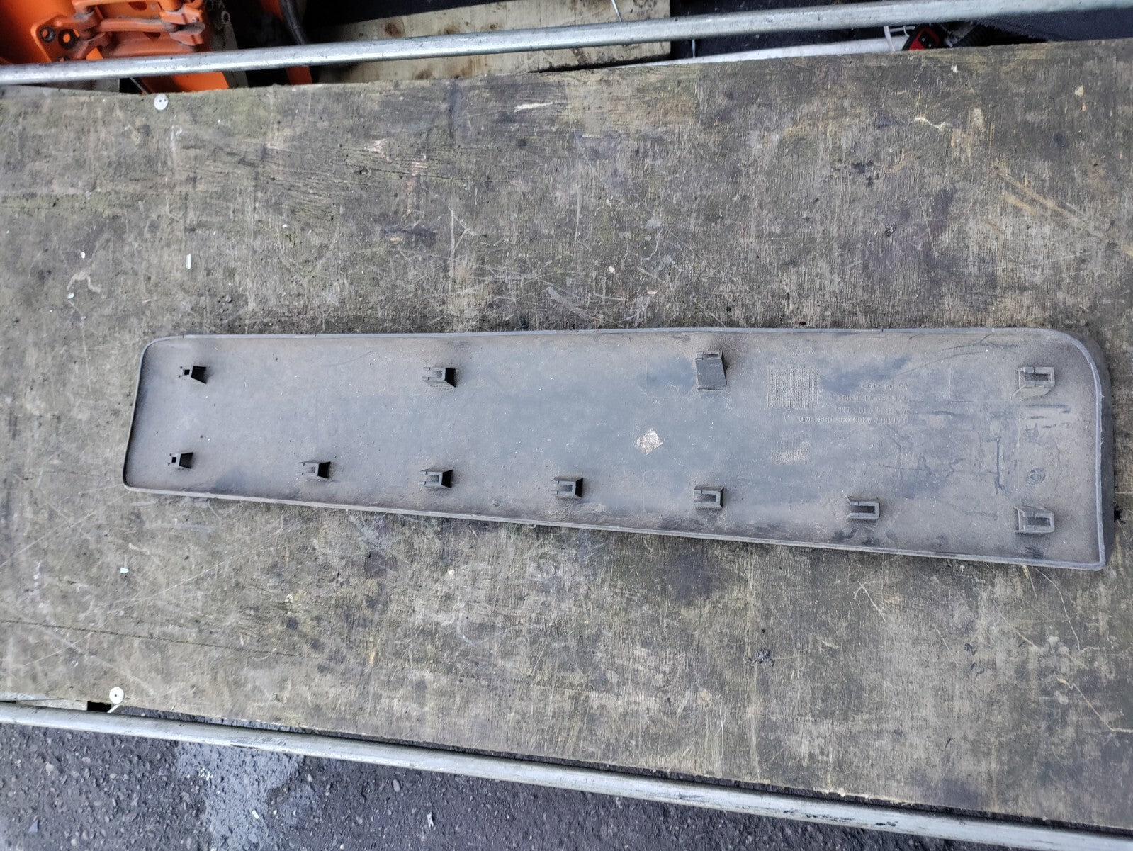 2012 VAUXHALL VIVARO MK1 NS PASSENGER SIDE MOULDING 8200036088